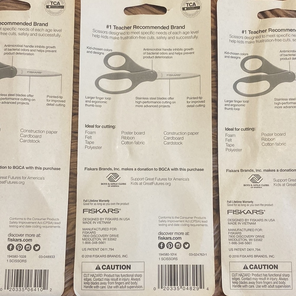 Scissors (3 pack)- Large Fiskars - Picture 3 of 3